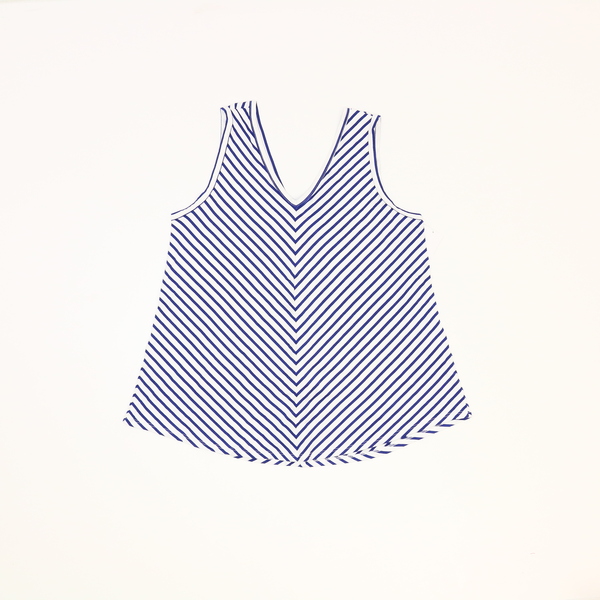 Karen Kane Women's Blue & White Striped V-neck Casual Shirt Tank Top 2L57089 NWT